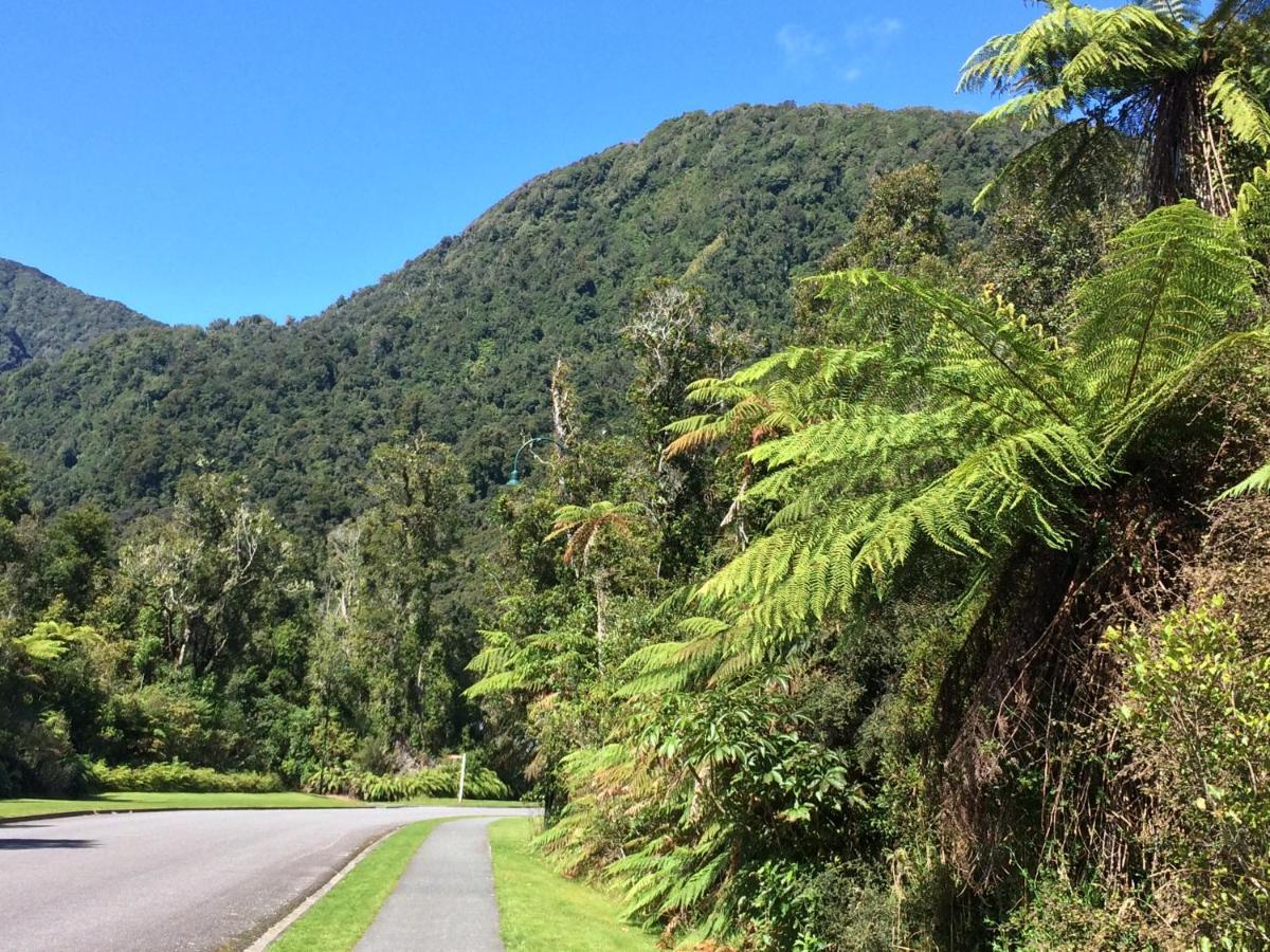 The Ferns Hideaway Villa Franz Josef Exteriör bild