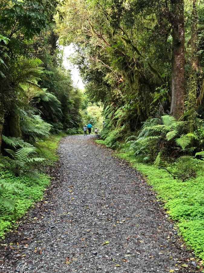 The Ferns Hideaway Villa Franz Josef Exteriör bild